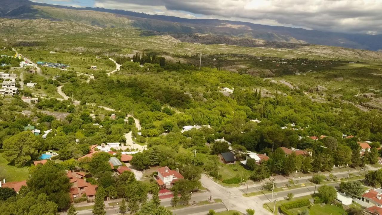Cabanas Agua Que Brilla Mina Clavero Eksteriør billede
